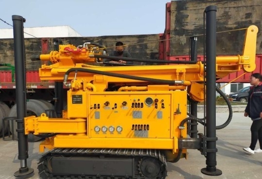 90KW Sondaj Makinaları Tam Hidrolik Paletli Tip