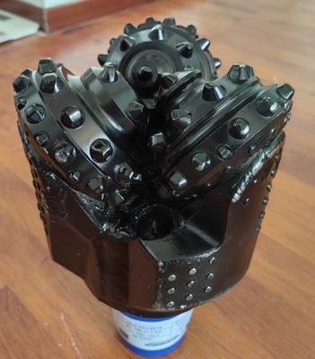 Yumuşak ve Sert Oluşum İçin Yüksek Mukavemetli Tricone Rock Bit 6 3-4 ''