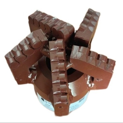 Yumuşak oluşum sondaj aracı Pdc Drag Bit 145mm madencilik ekipman bileşenleri ekler