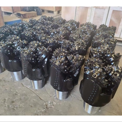 Tungsten Karbid IADC545 Tricone Borlama Bit Hard kayaları için madencilik