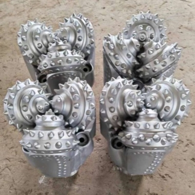 24 inçlik Tricone Roller Bitler IADC537 Yatay Yönlü Buhran için Kuyu Buhranı Bit
