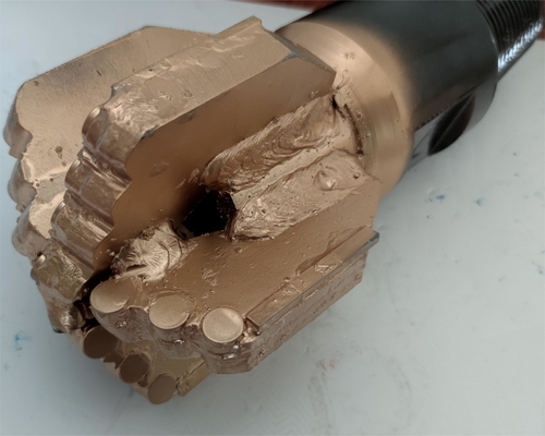 Dayanıklı PDC Drill Bit Su Petrol ve Gaz Buhranı için 5 1/2 Inch Diameter Quot Boyutları