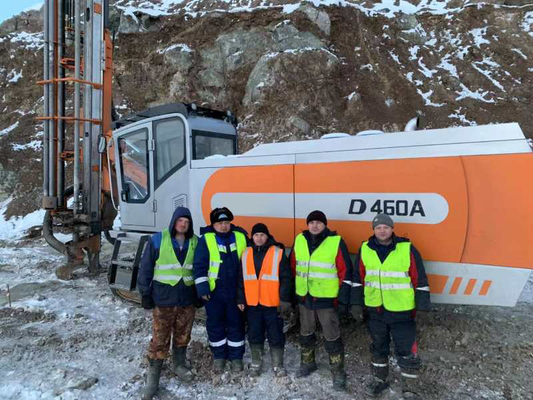 D460A Üçüncü sondaj makinesi hava kompresörü ile yüksek basınçlı kaya sondajı