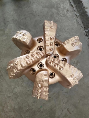 14 3/4′′ ve 17 1/2′′6 Blades Matrix Body PDC Kumtaşı Buhranı için matkap parçaları