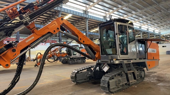 Kaya delme makinesi T640J Top Drive Hammer Mining Drilling Rig Quarry Drill Machine