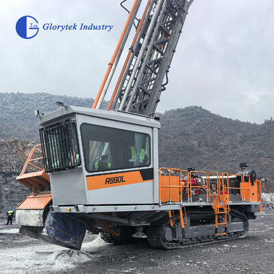 Yüksek Performanslı Cummins Motorla Güçlendirilen R880L Yüzeye Entegre Tricone Döner Matkap/Sondaj Makinesi